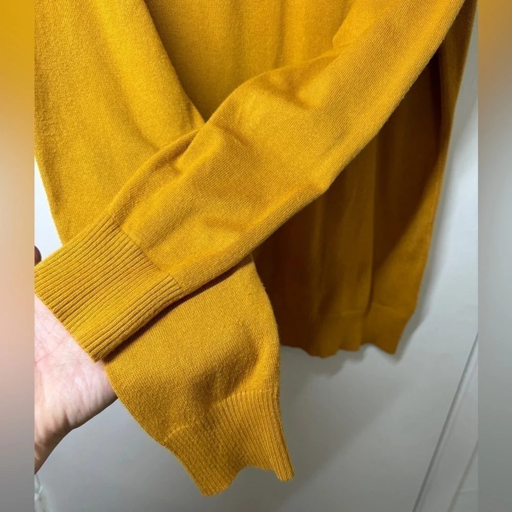 Cielo Mustard Yellow Button Front Long Sleeve Cardigan Sweater Size Large